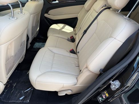 Used 2019 Mercedes-Benz GLS 450 4MATIC image 11