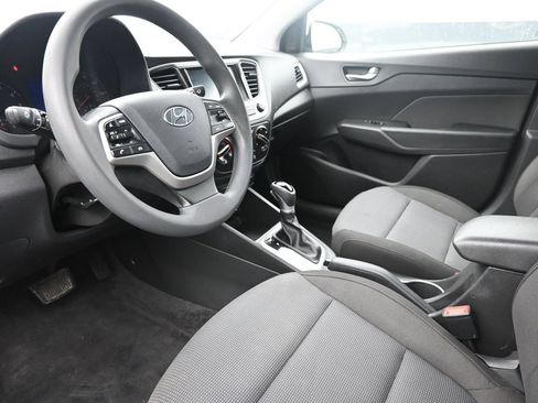 Used 2022 Hyundai Accent SEL FWD image 10