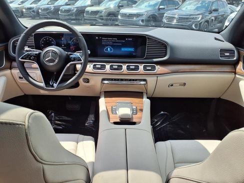 New 2025 Mercedes-Benz GLE 450 4MATIC image 6