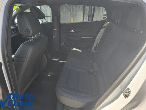 Used 2024 Buick Envista Preferred w/ Convenience I Package FWD image 11