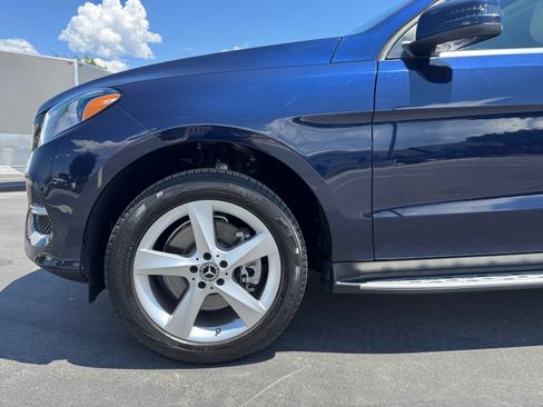 Used 2019 Mercedes-Benz GLE 400 4MATIC image 10