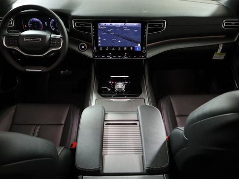 New 2026 Jeep Grand Wagoneer Limited AWD/4WD image 16