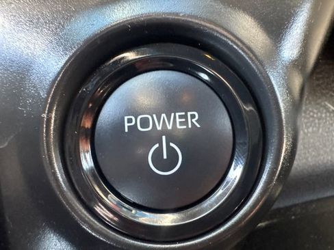 Certified 2025 Toyota Sienna XSE image 39