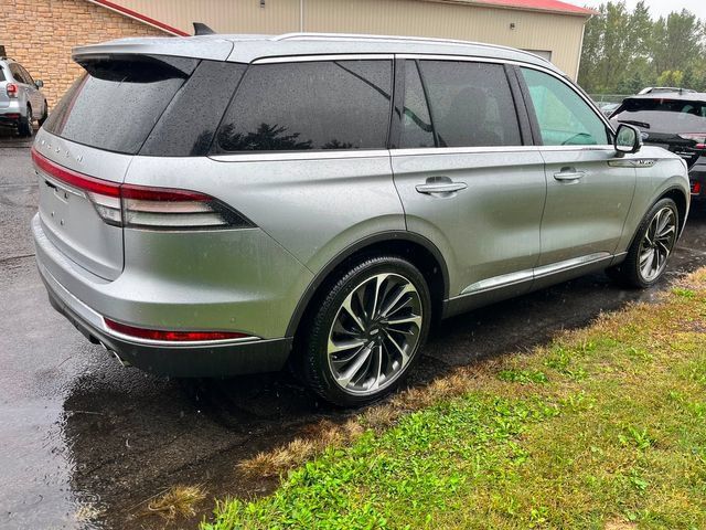 Used 2021 Lincoln Aviator Reserve w/ Equipment Group 202A AWD/4WD image 2