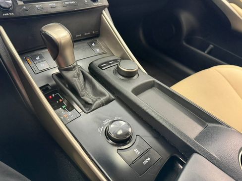 Used 2014 Lexus IS 250 w/ Premium Package image 41