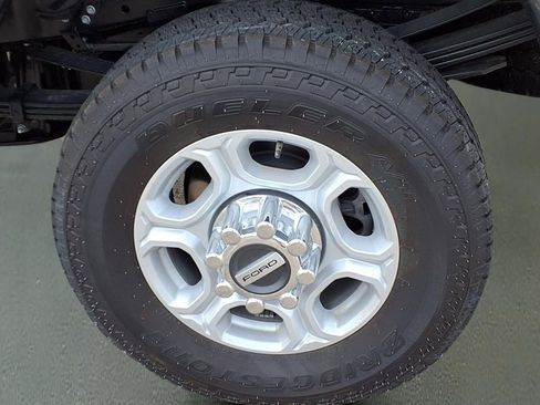 New 2026 Ford F350 XLT w/ FX4 Off-Road Package AWD/4WD image 28