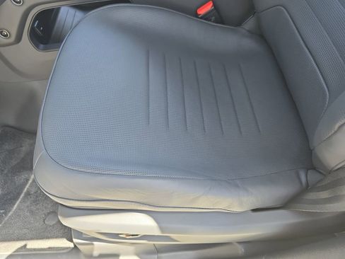 New 2026 Land Rover Defender 110 OCTA AWD/4WD image 29