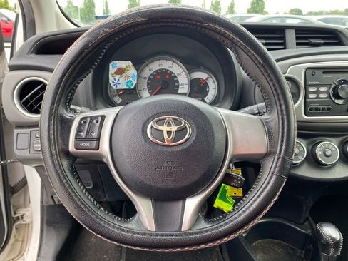 Used 2014 Toyota Yaris SE FWD image 12