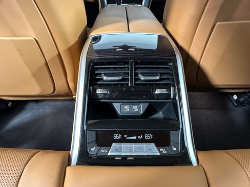 Used 2020 BMW 840i w/ Comfort Seating Package image 29