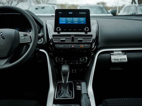 New 2025 Mitsubishi Eclipse Cross LE image 16