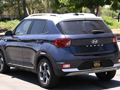Used 2022 Hyundai Venue Limited