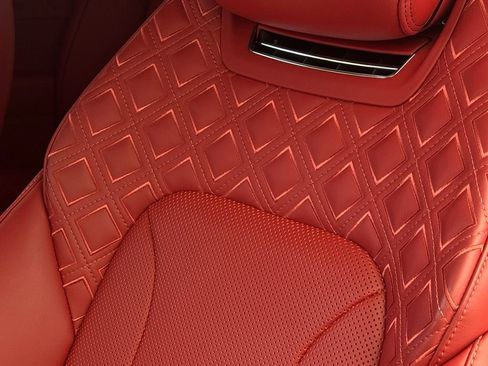 Used 2023 Bentley Continental GT Azure image 6