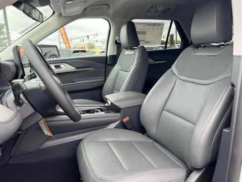 New 2026 Ford Explorer Active w/ Active Comfort Package AWD/4WD image 13