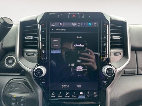New 2026 RAM 2500 Big Horn AWD/4WD image 44