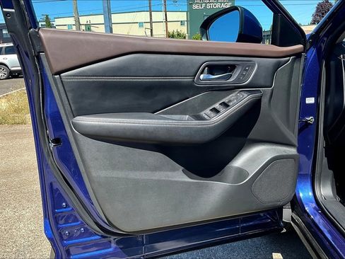 Used 2023 Nissan Rogue SL image 23