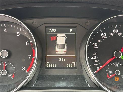 Used 2019 Volkswagen Passat 2.0T SE R-Line FWD image 16