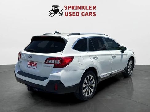 Used 2019 Subaru Outback 2.5i Touring w/ Popular Package #3A AWD/4WD image 4