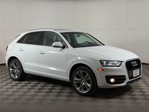 Used 2015 Audi Q3 2.0T Prestige w/ Prestige Package image 7