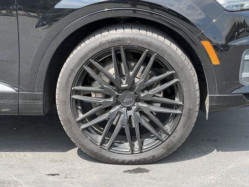 Used 2019 Audi Q7 3.0T Premium Plus AWD/4WD image 16