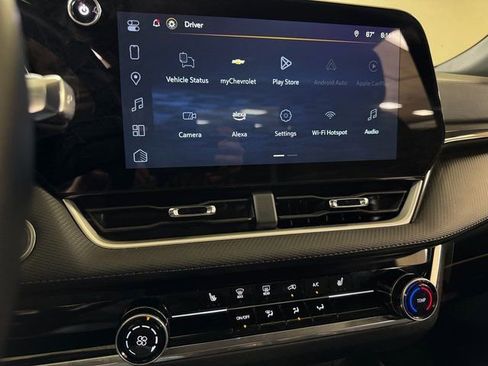 Used 2025 Chevrolet Equinox LT image 14