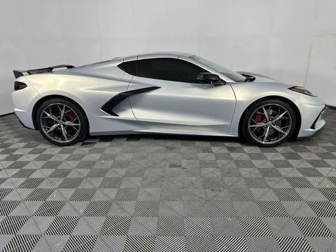 Used 2021 Chevrolet Corvette Stingray Premium Cpe w/ Z51 Performance Package RWD image 2