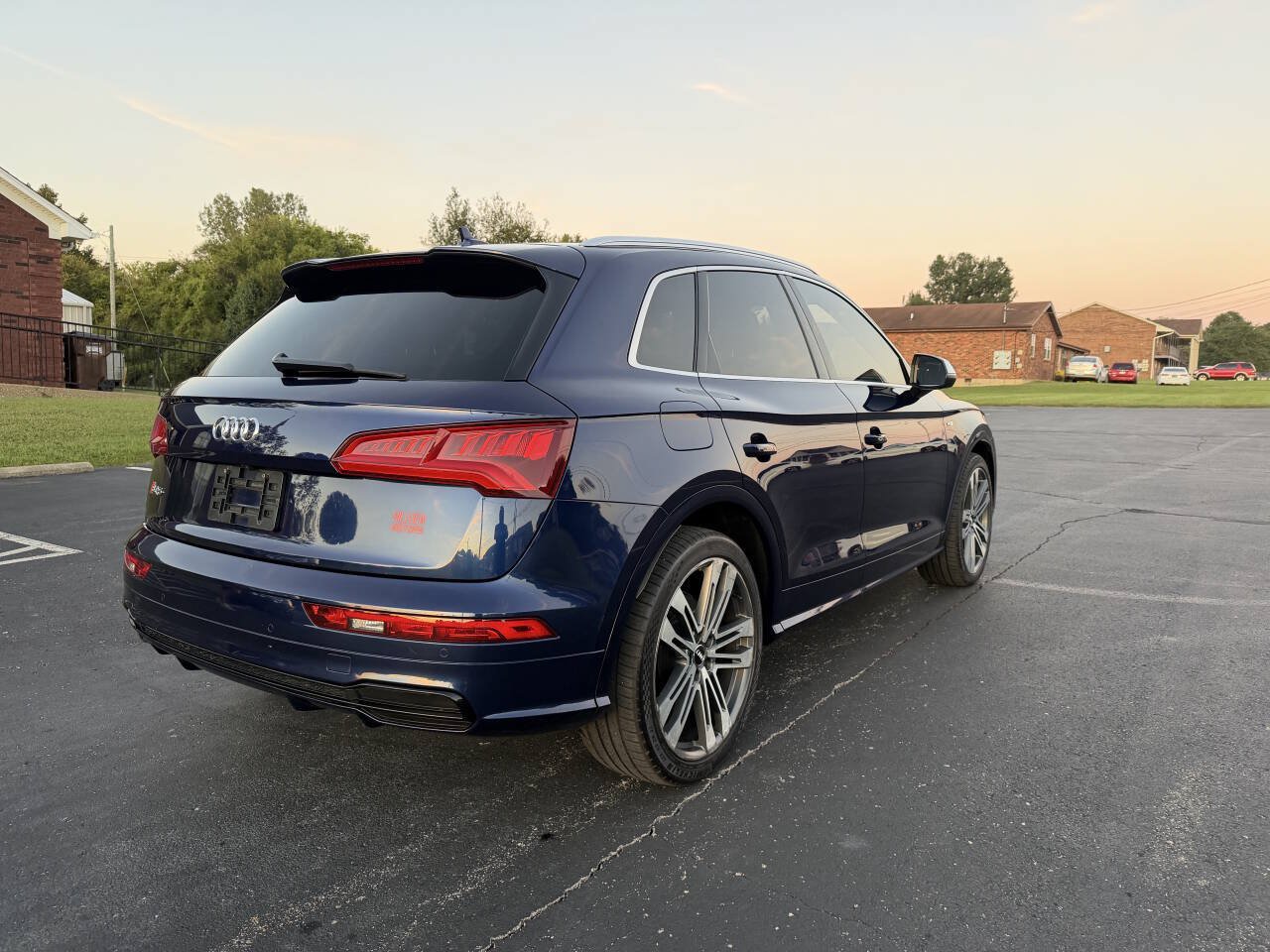 Used 2018 Audi SQ5 Prestige w/ Prestige Package AWD/4WD image 5