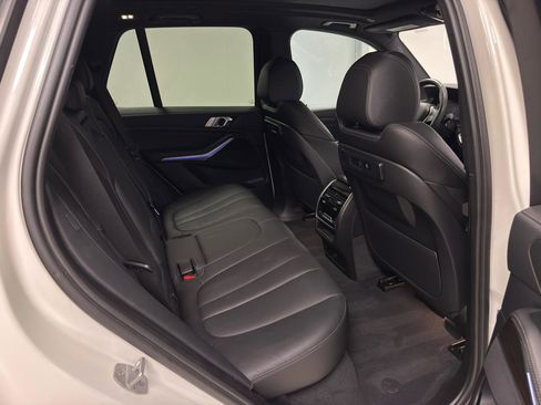 Used 2021 BMW X5 xDrive40i w/ Convenience Package AWD/4WD image 31