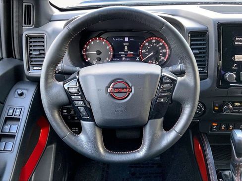 Used 2023 Nissan Frontier PRO-4X w/ Pro Convenience Package image 8