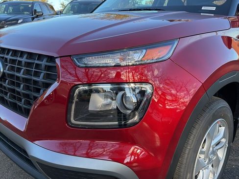 New 2026 Hyundai Venue SE image 9