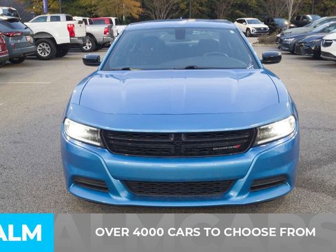 Used 2023 Dodge Charger SXT image 3