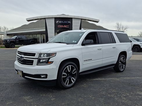 Used 2020 Chevrolet Suburban Premier image 4
