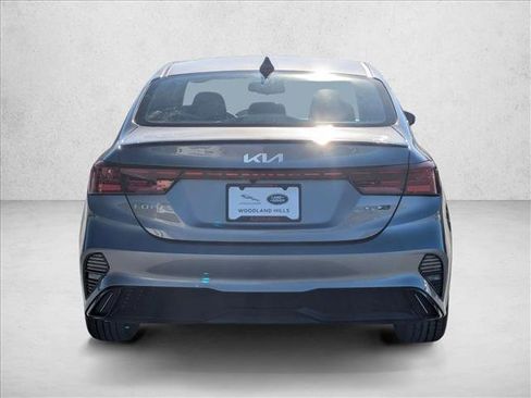 Used 2023 Kia Forte GT-Line w/ GT-Line Technology Package image 7