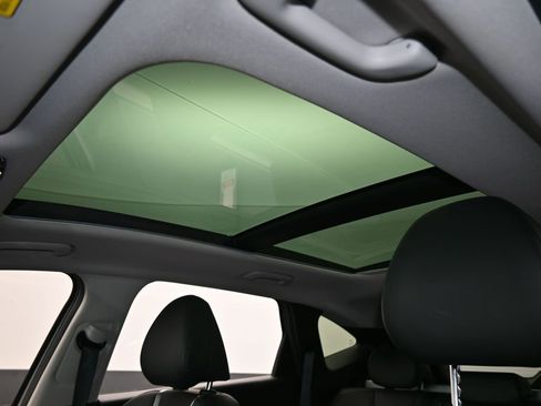 Used 2022 Hyundai Tucson Limited w/ Cargo Package image 12