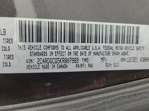 Used 2019 Dodge Grand Caravan SXT image 33
