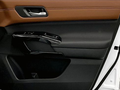 New 2026 Nissan Pathfinder Platinum AWD/4WD image 79