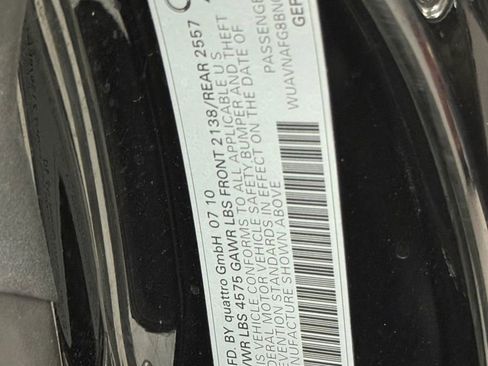 Used 2011 Audi R8 V10 image 34