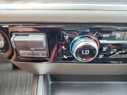 New 2026 GMC Sierra 1500 SLT w/ SLT Premium Plus Package image 19