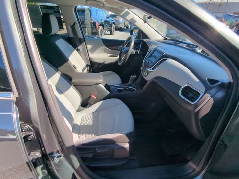 Used 2020 Chevrolet Equinox LT image 44