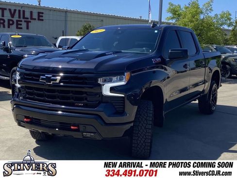 Used 2023 Chevrolet Silverado 1500 LT Trail Boss image 38