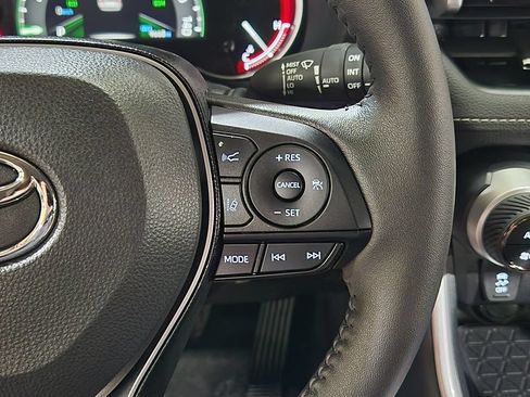 Used 2025 Toyota RAV4 XLE Premium w/ Weather Package AWD/4WD image 49
