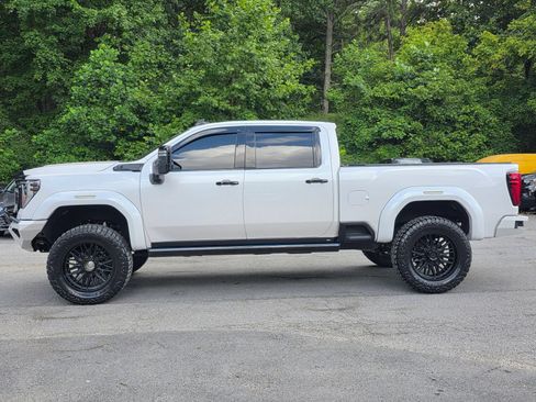 Used 2024 GMC Sierra 2500 Denali Ultimate w/ Max Trailering Package AWD/4WD image 4