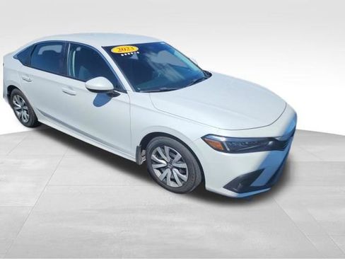 Used 2023 Honda Civic LX image 4
