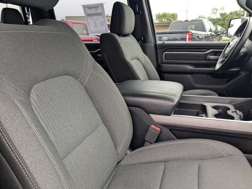 Used 2019 RAM 1500 Big Horn AWD/4WD image 16