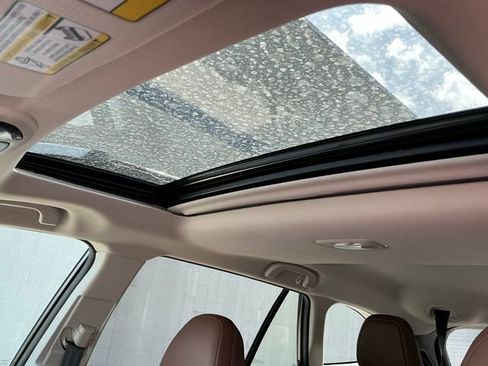 Certified 2024 Subaru Outback Touring AWD/4WD image 15