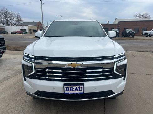 New 2026 Chevrolet Tahoe LT image 3