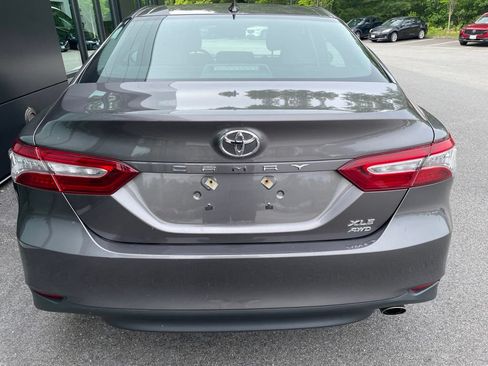 Used 2020 Toyota Camry XLE AWD/4WD image 6
