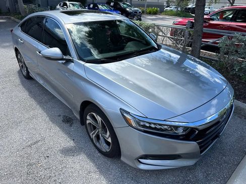 Used 2018 Honda Accord EX-L image 2