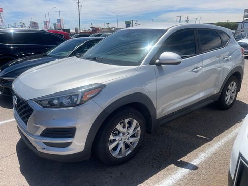 Used 2021 Hyundai Tucson SE w/ Cargo Package FWD image 1