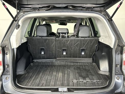 Used 2018 Subaru Forester 2.5i Touring w/ Popular Package #3B image 28
