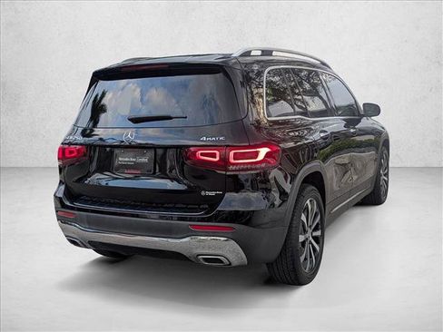 Certified 2022 Mercedes-Benz GLB 250 4MATIC image 5